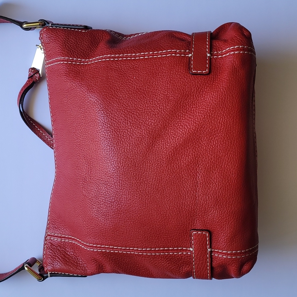 Red Leather Michael Kors Shoulder Handbag Purse Zipper Closure - Picture 5 of 16